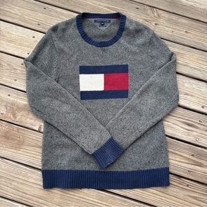 Tommy Hilfiger flag logo knit sweater